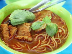 Mee Kari Kak Yah thumb